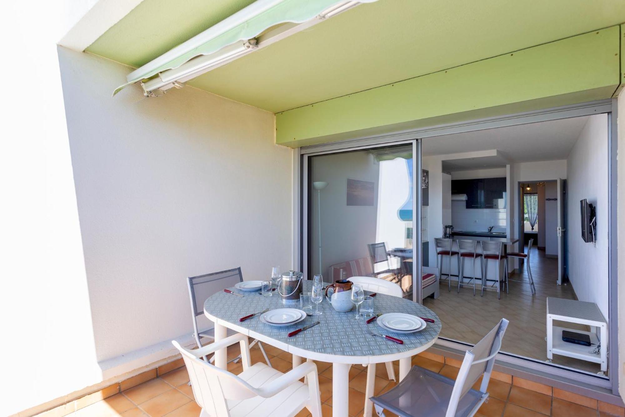 Chez Fabienne - Superbe Appartement Avec Vue Sur La Mer Et Parking La Grande-Motte Exterior photo